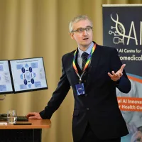 Our CDT Director, Ian Simpson, presenting at our 2026 AI4BI Forum