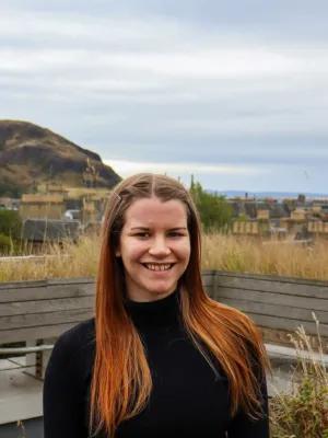 Headshot of Melina Mueller